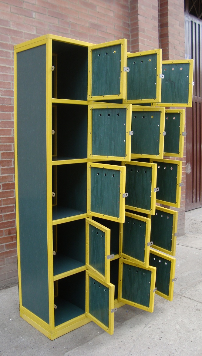 LOCKERS Y CASILLEROS PLASTICOS LOCKERS Y CASILLEROS PLASTICOS
