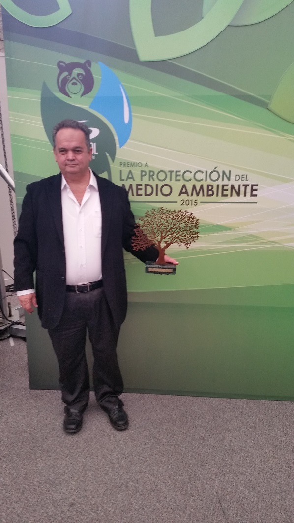 PREMIOS GANADOS POR LA PROTECCIÓN AL MEDIO AMBIENTE OTORGADO POR CARACOL  PREMIOS GANADOS POR LA PROTECCIÓN AL MEDIO AMBIENTE OTORGADO POR CARACOL 